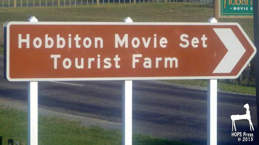 Hobbiton Tourist Farm Sign