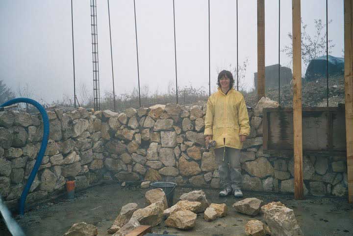 Rawcliffe House: Slipform stone wall interior.